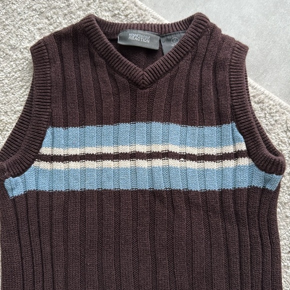 *LIKE NEW* Kenneth Cole Reaction Boy's Brown/Lt. Blue 100% Cotton Vest - Size 3T - Picture 2 of 7